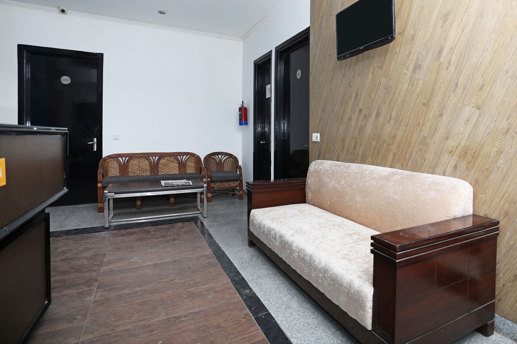 Hotel O Golf Stays Near Aravali Biodiversity Park Gurgaon Luaran gambar